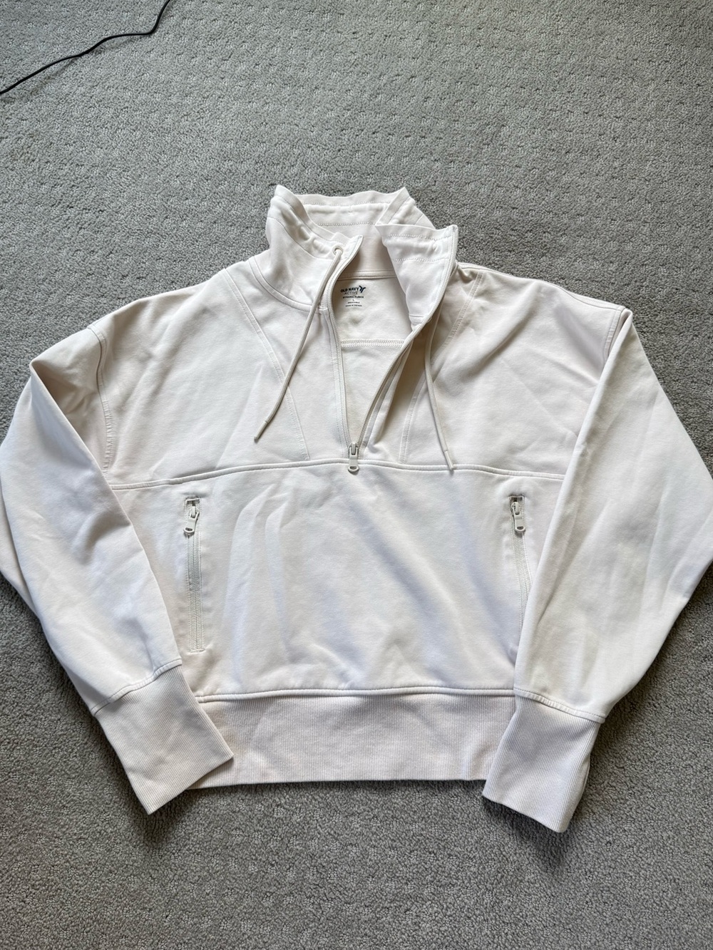 Old Navy Sweatshirt — LL Scuba Duppeeee